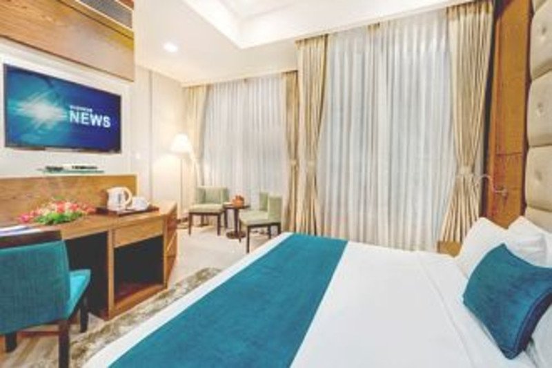 Фото Peerless Hotel Kolkata