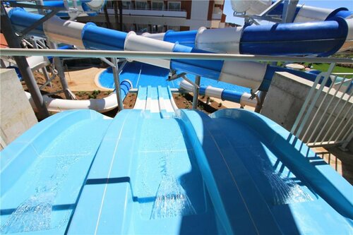 Гостиница Hotel Gran Garbí в Льорет-де-Маре
