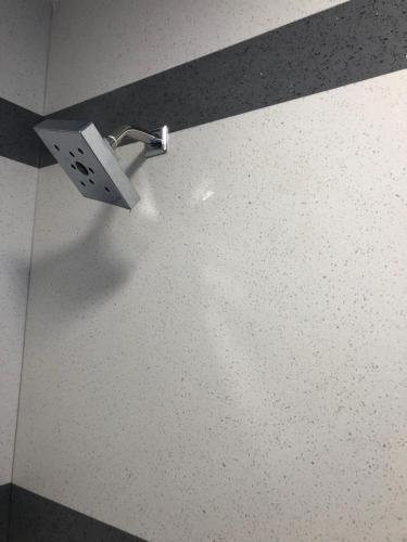 Фото Golden West Manor Motel