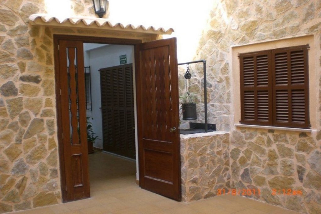 Фото Hostal Can Gallu