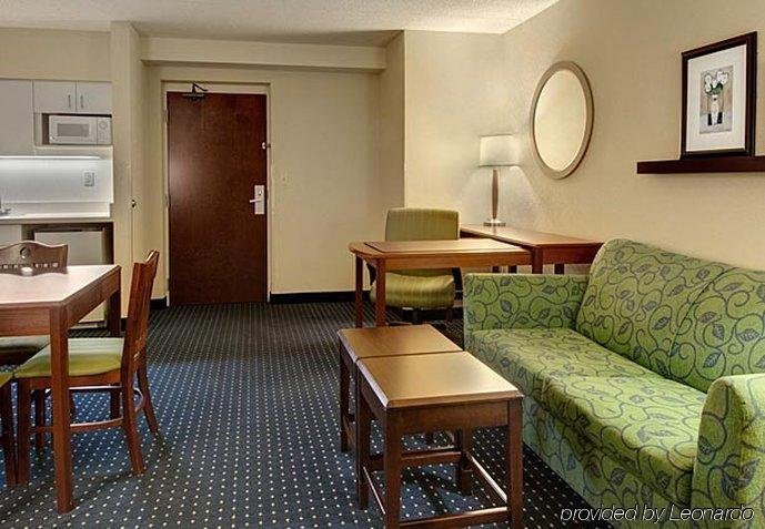Фото Springhill Suites by Marriott Chicago Elmhurst/Oakbrook Area