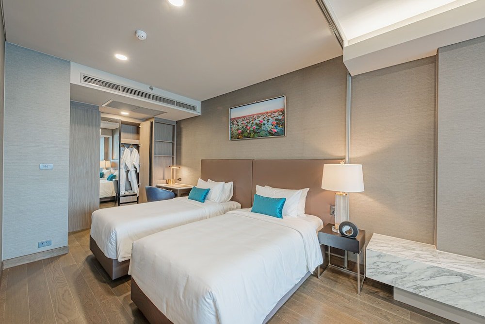 Фото Siamese Exclusive Queens