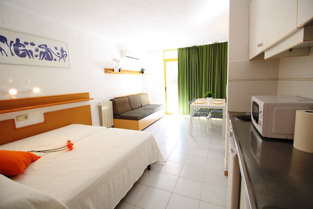 Фото Different Internacional