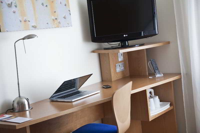 Фото Holiday Inn Bournemouth, an Ihg Hotel