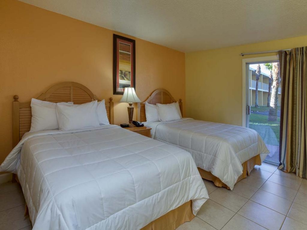 Фото Celebration Suites