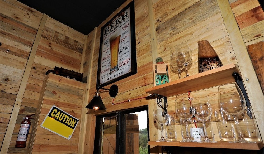 Фото Falcon Apartments - Terrace