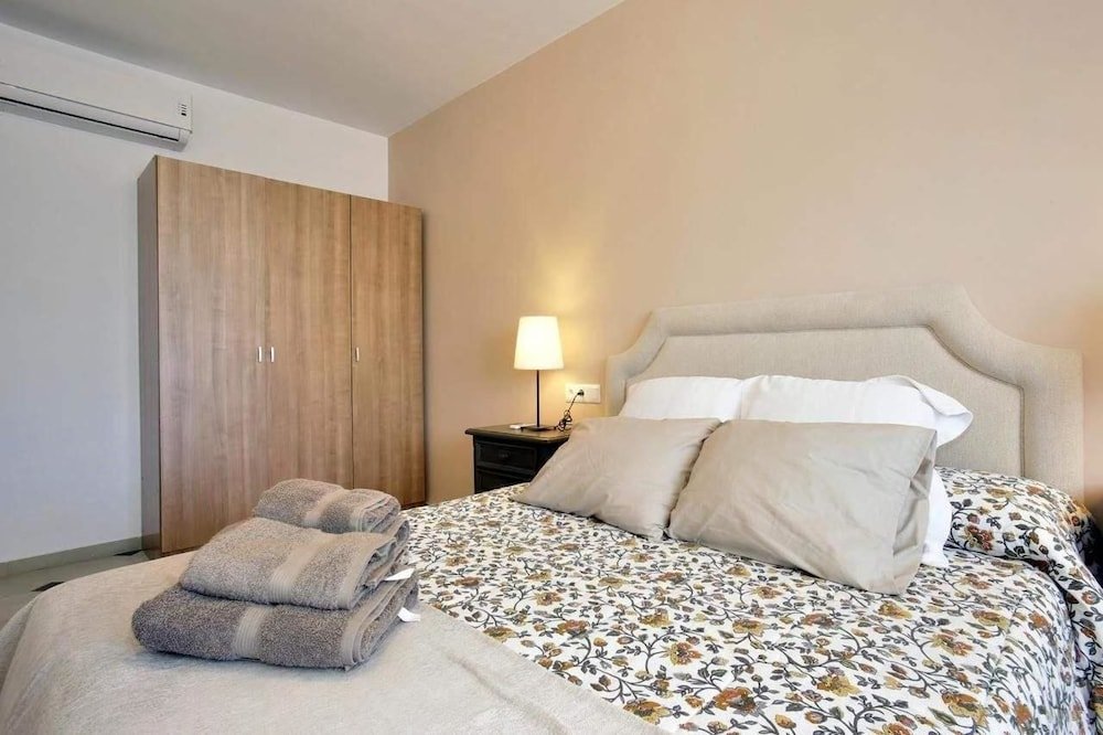 Фото Apartamentos Ronda Luz