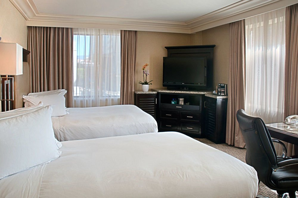 Фото Hilton Checkers