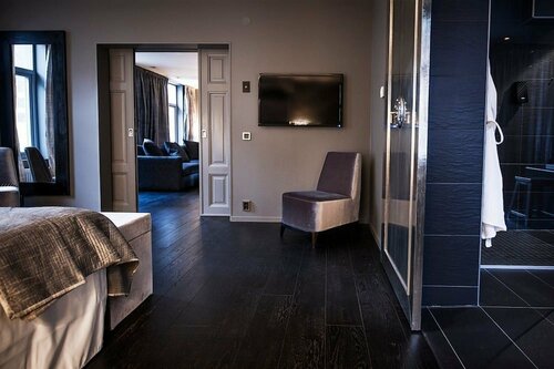 Гостиница The Lamp Hotel Norrkoping в Норрчепинге