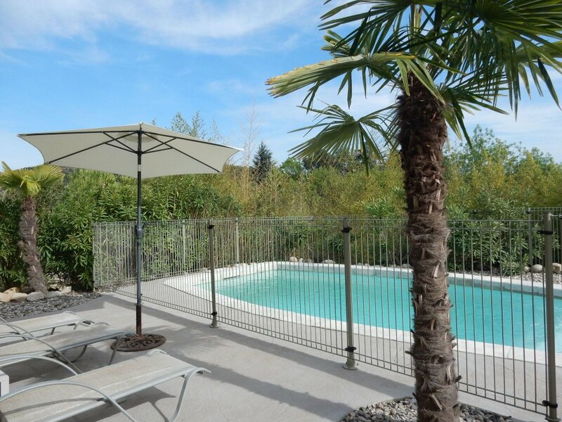 Гостиница Comfortable villa with private swimming pool and close to the Ardèche River