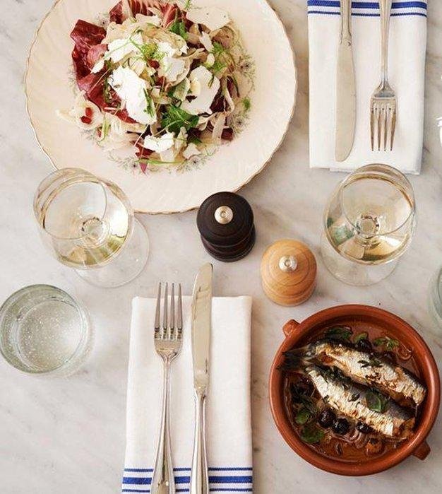 Фото The Marlton Hotel