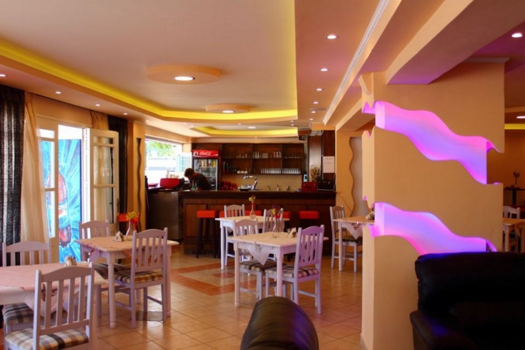 Фото Marilena Hotel