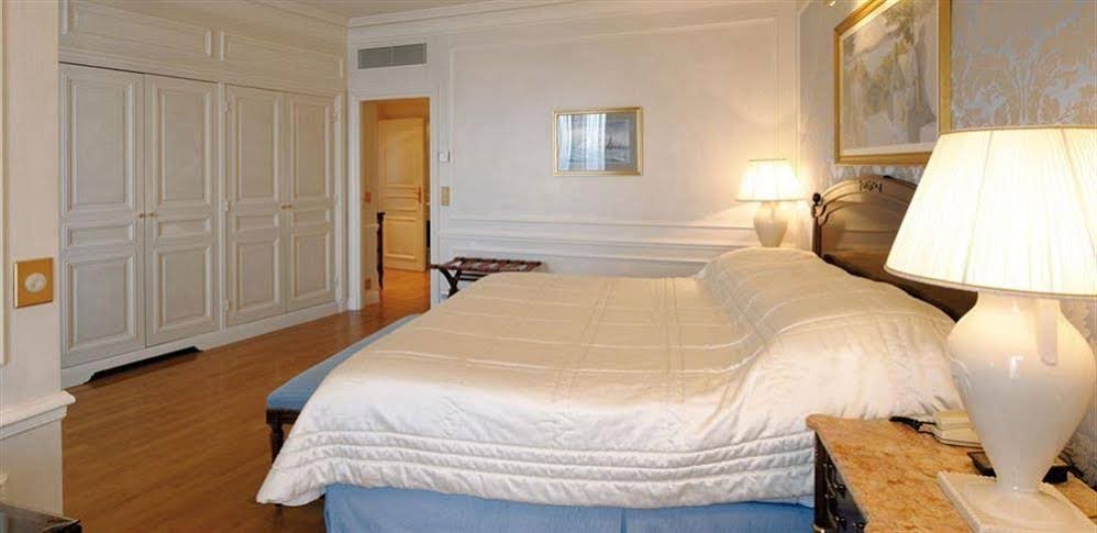 Фото Hôtel de Paris Monte-Carlo