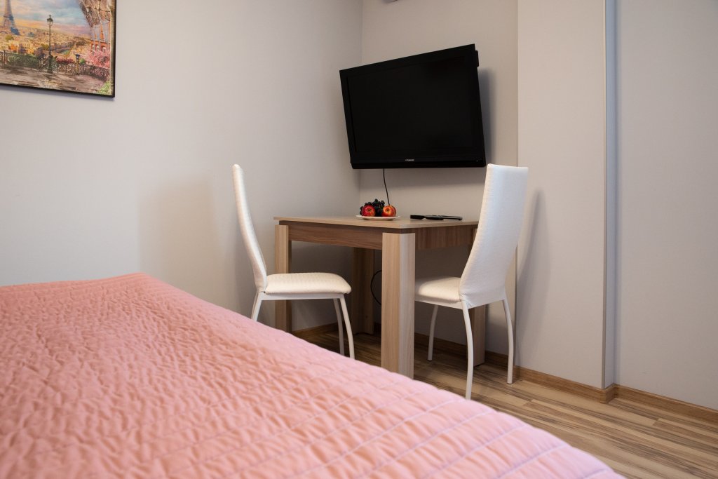 Фото Апартаменты Этажидейли на Белинского 30