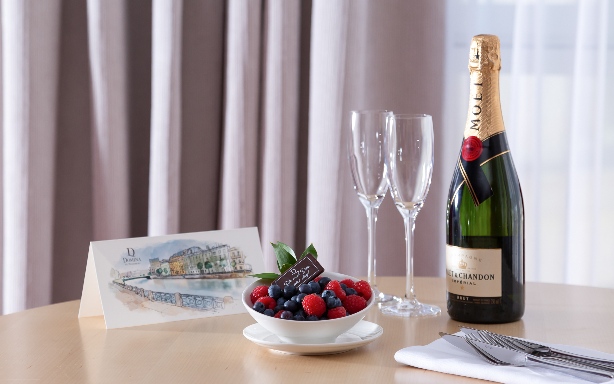 Фото Domina St. Petersburg