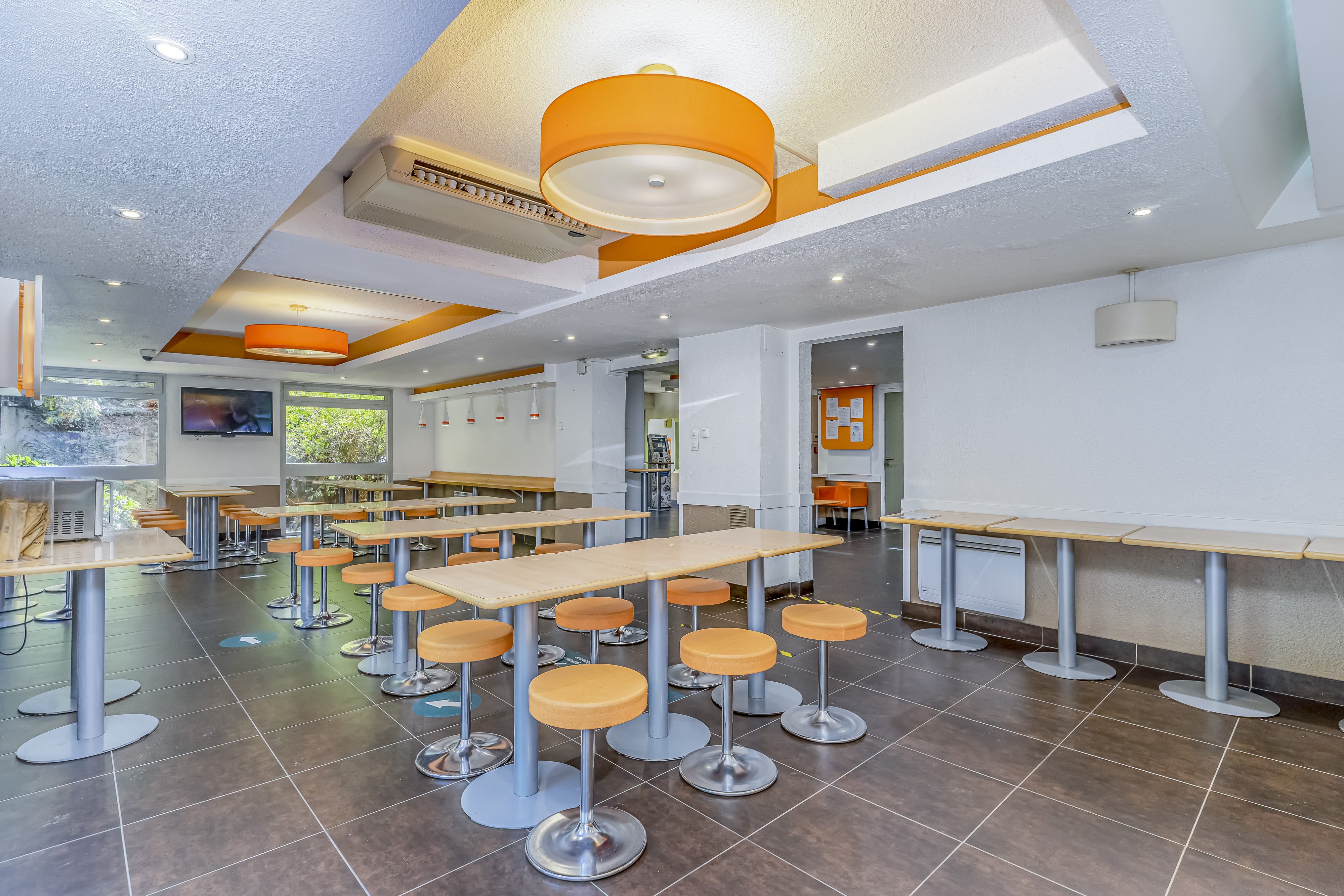 Фото B&b Hotel Marseille Parc Chanot