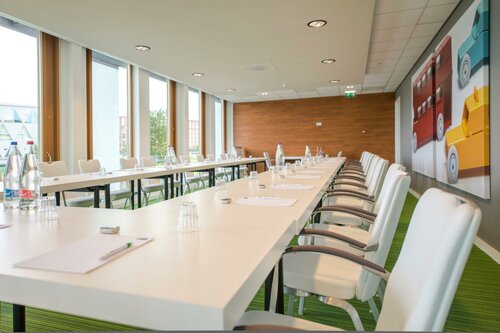 Гостиница Holiday Inn Express Utrecht - Papendorp, an Ihg Hotel в Утрехте