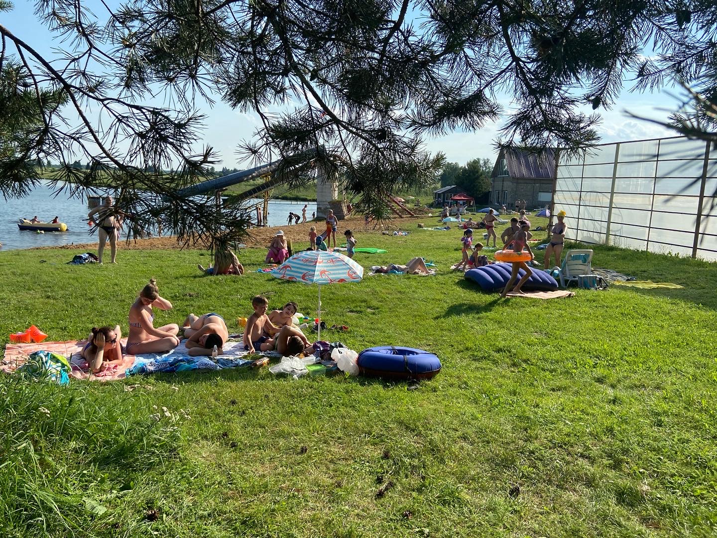 Фото Деревня Озеро