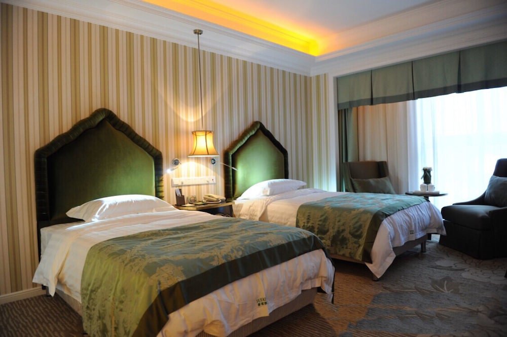 Фото Seeker Hotel