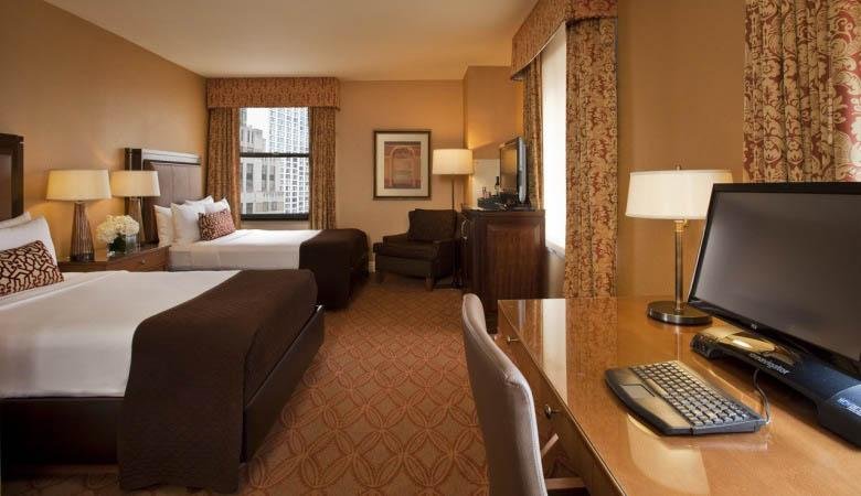 Фото InterContinental Chicago Magnificent Mile, an Ihg Hotel