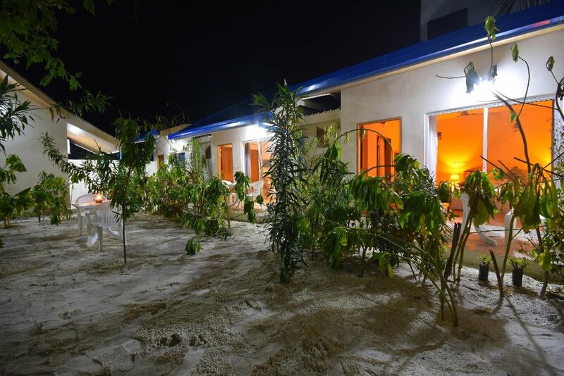 Гостиница Beach Villa Ukulhas