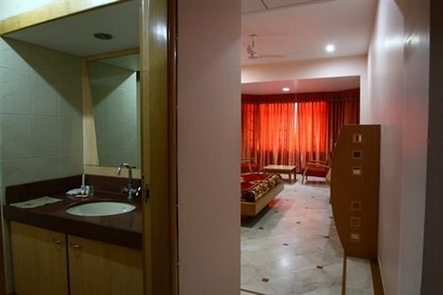 Фото Hotel Natraj