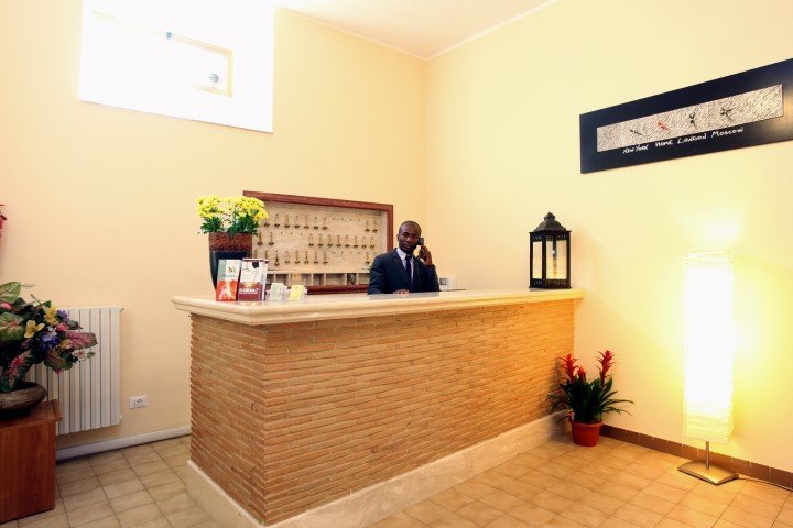 Фото отеля 2