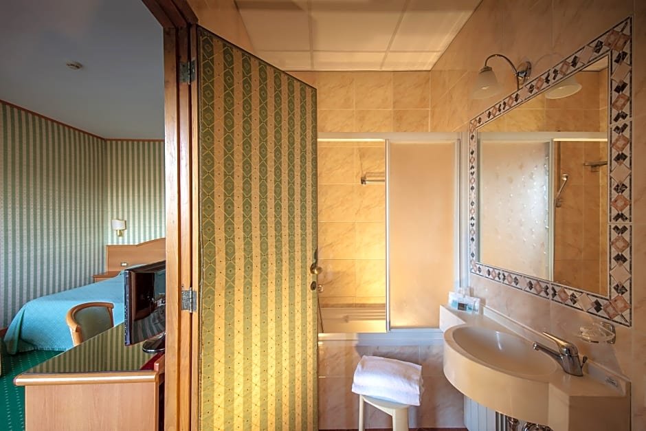 Фото Park Hotel Dei Massimi