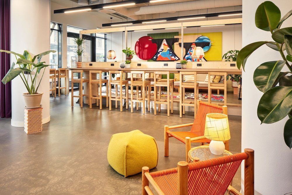 Фото отеля 1