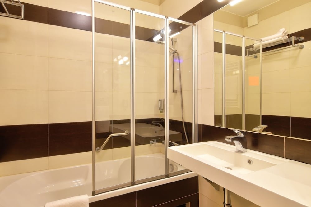 Фото Silver Crown Hotel & Residence