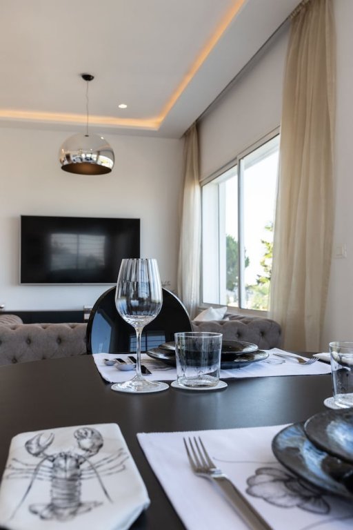 Фото The Allegro House