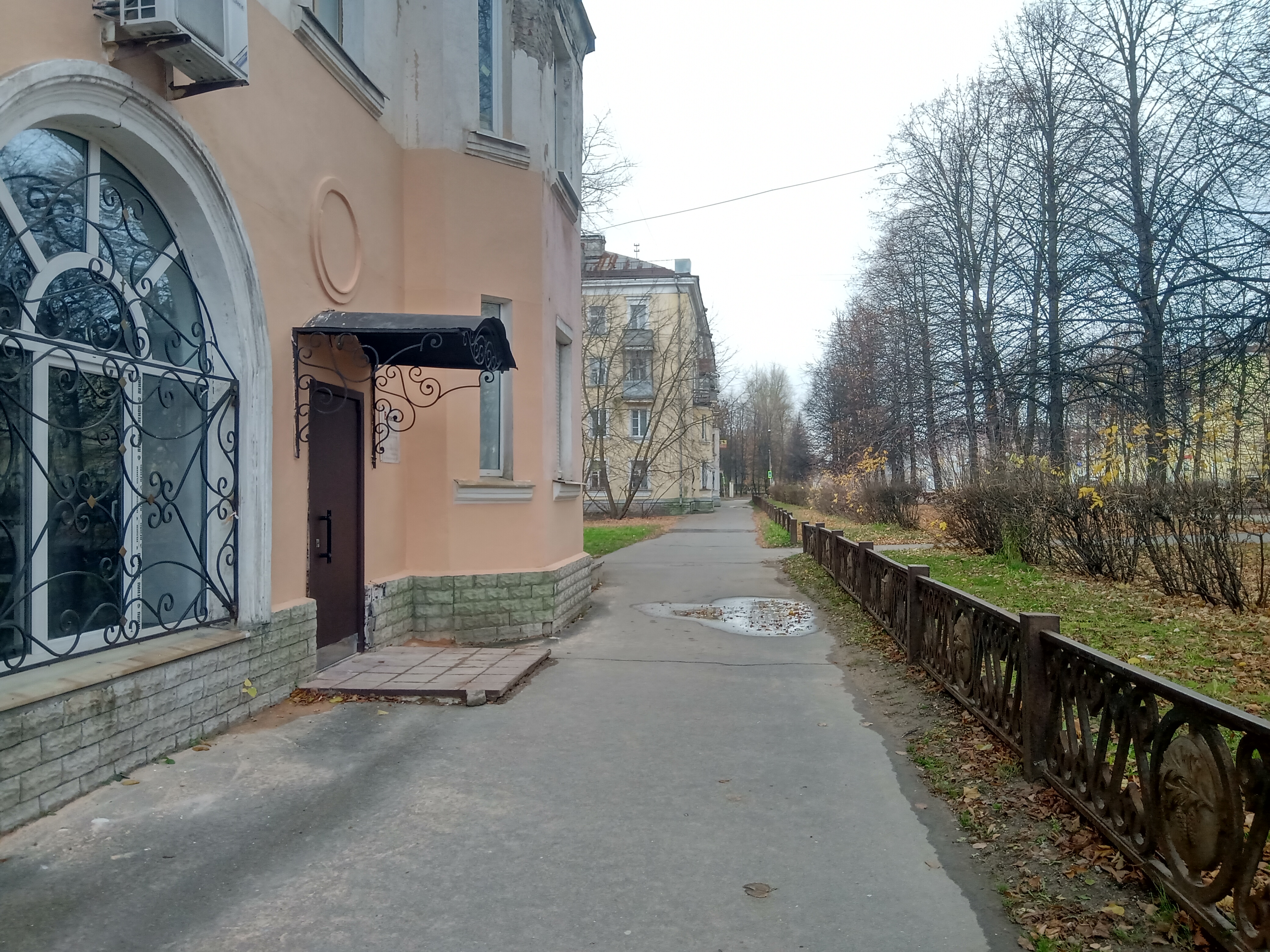 Фото отеля 2