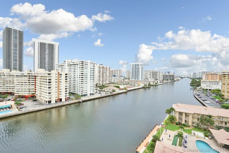 Stunning Bay Front 3 Bed Private Floor Apt 2001 Bw Resort Miami