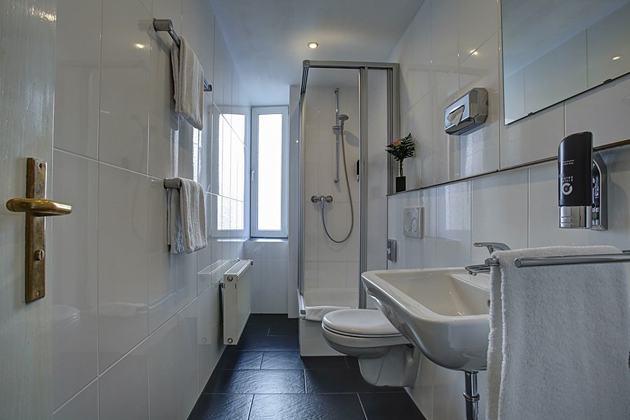 Фото Boutique 003 Koln am Dom