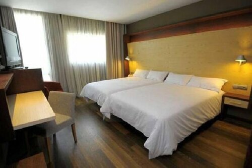 Гостиница Sommos Hotel Aneto в Арагоне