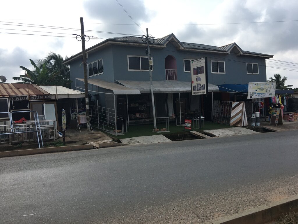 Doors Quest rental and trading, Earth, photo