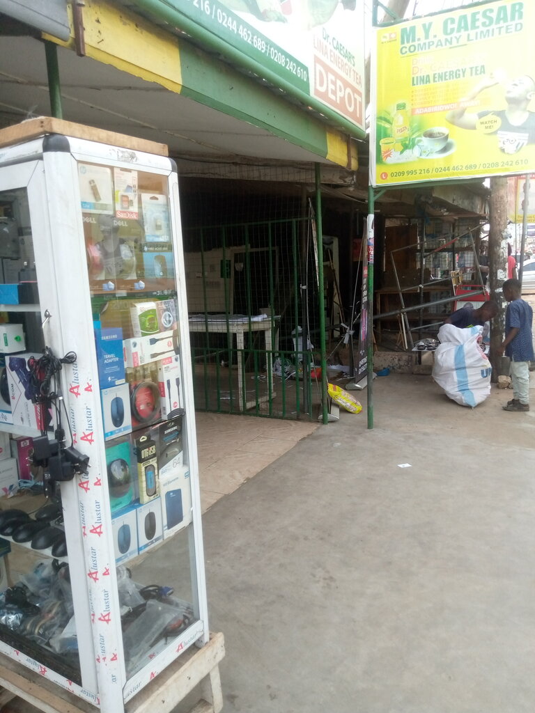 Soft drinks bar My caesar company, Accra, photo