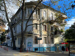 Жилой дом начала XX века (ул. Чехова, 14, Ялта), достопримечательность в Ялте