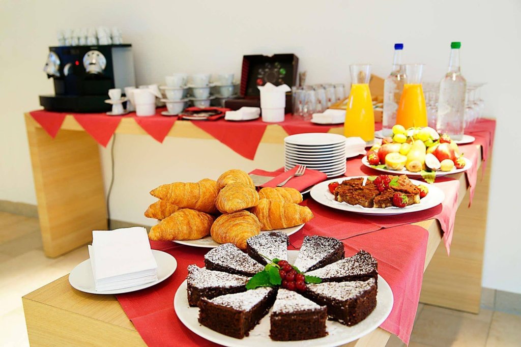 Фото H+ Hotel Zürich