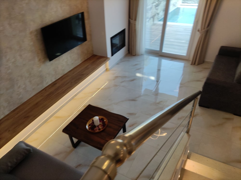 Фото Elais Luxury Villas