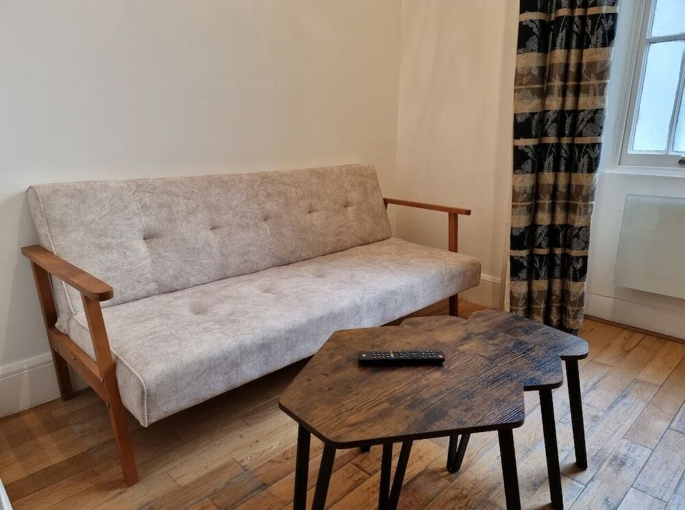 Фото 80 Inverness Terrace