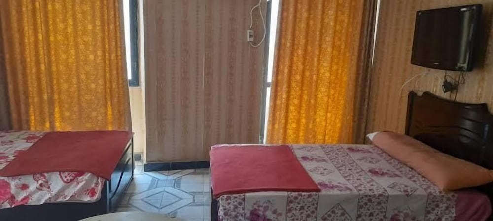 Фото Alkadi Hotel