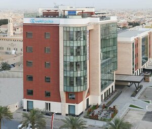 отель Golden Tulip Riyadh