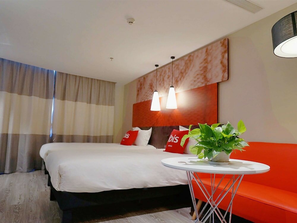 Фото Ibis Jiayuguan Railway Station Hotel