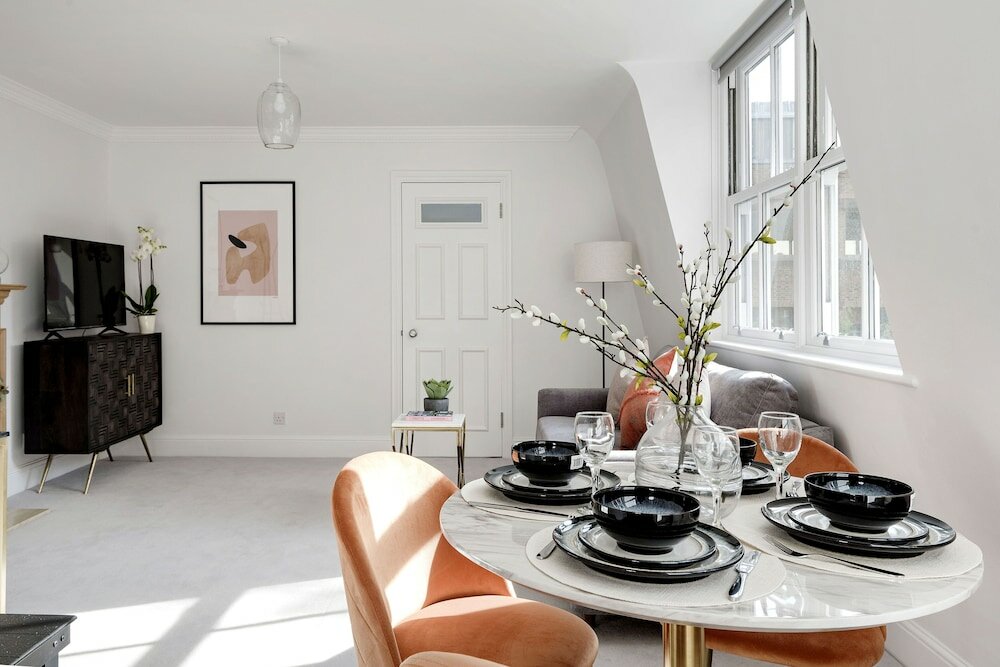 Фото 3 Sloane Gardens by UnderTheDoormat