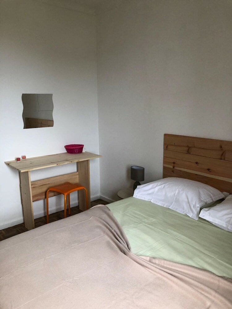 Фото House With 2 Bedrooms in Pico da Pedra, With Wonderful sea View and Enclosed Garden Near the Beach