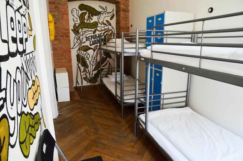 Фото The Republic Garden - Hostel
