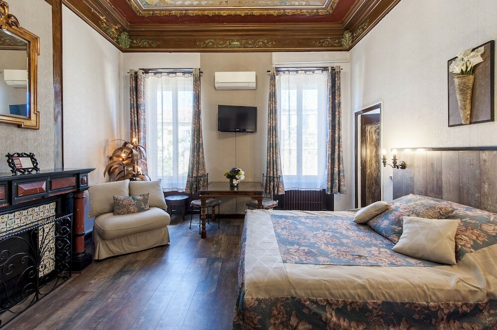 Фото Hôtel De Charme Le Provence