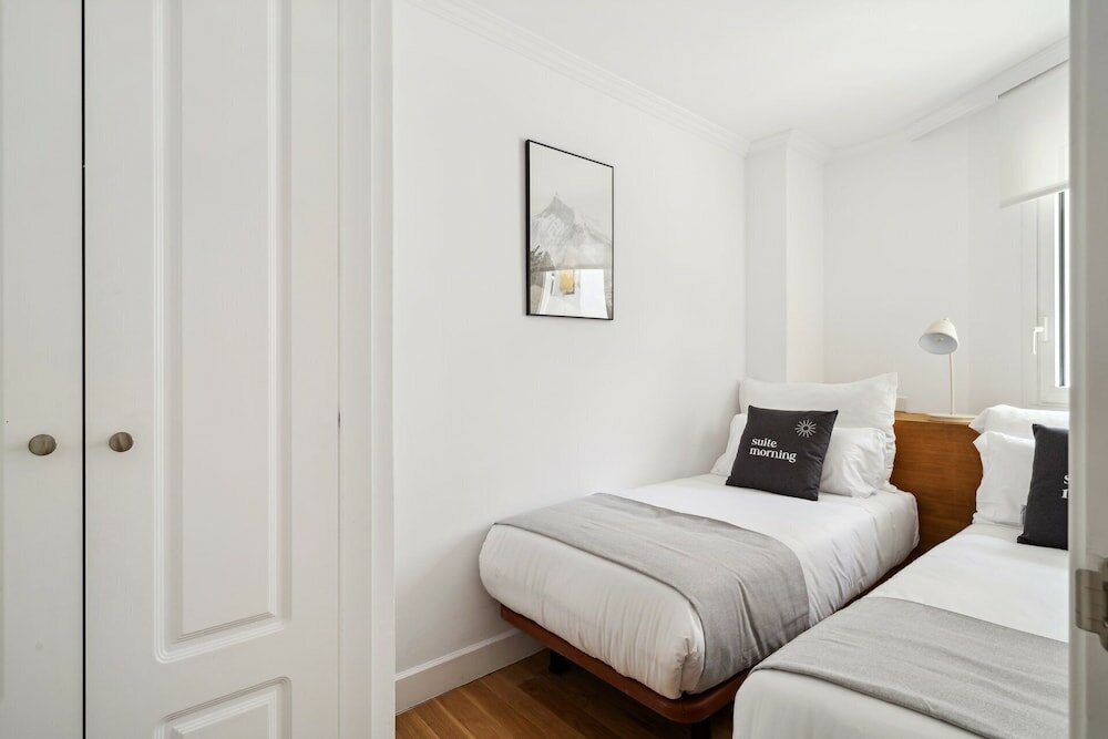 Фото Limehome Madrid Calle de Nuñez de Balboa