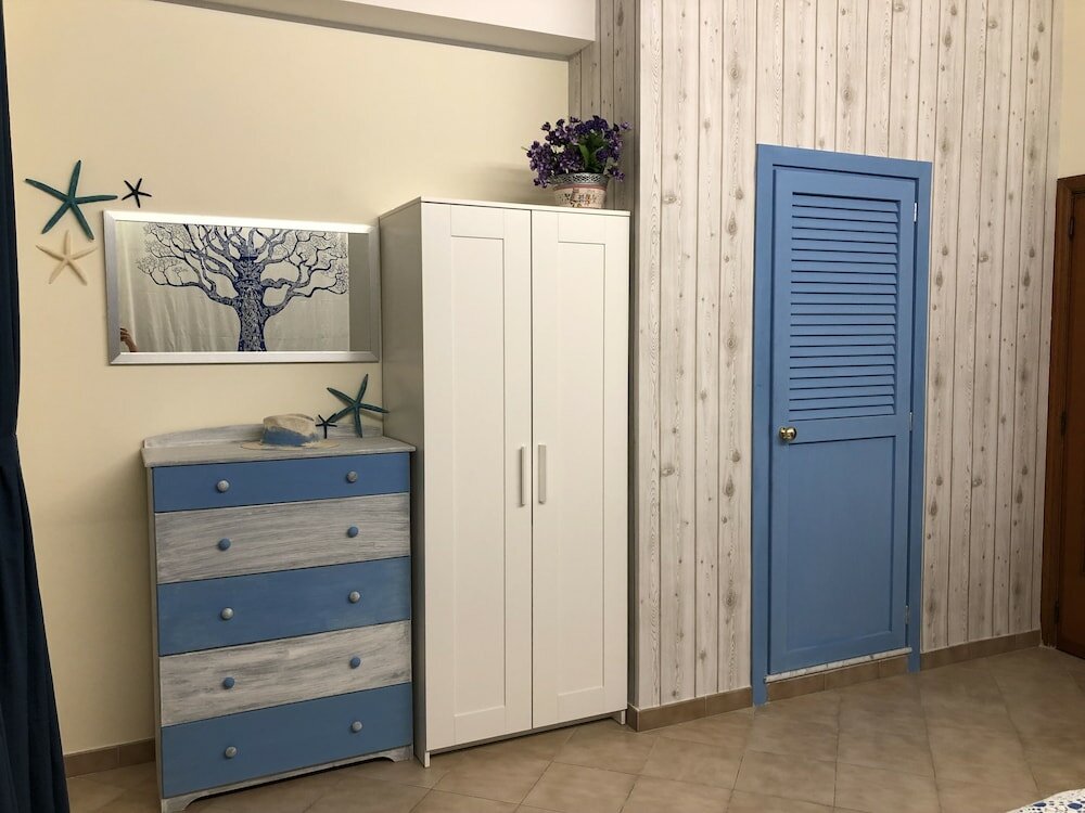 Фото Pompei Window